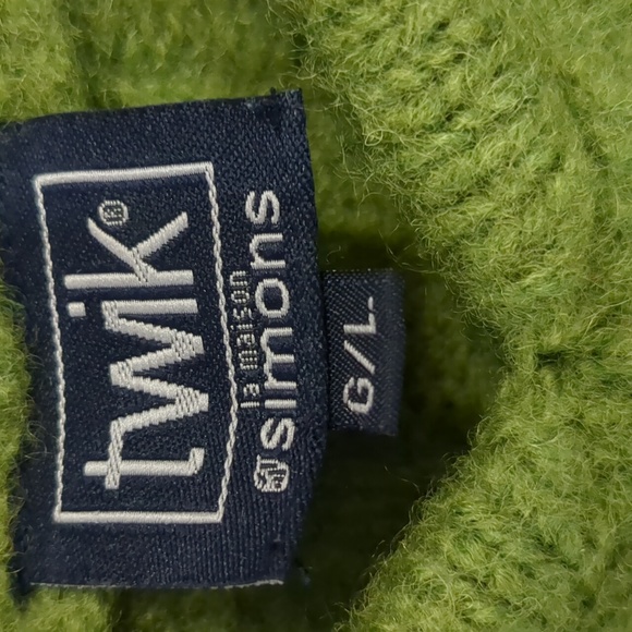 Wool Hoodie - Picture 6 of 6